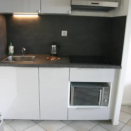 Charmantes Studio In Juan Les Pins- * アンティーブ